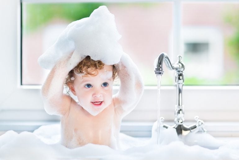 Teaching Your Kid To Take A Bath - Baby Bath Moments