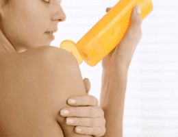 Woman-using-shampoo-as-body-wash